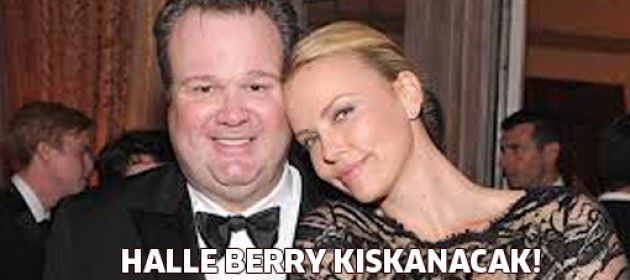 Theron'la flört dedikodularına son verin, Halle Berry kıskanacak!