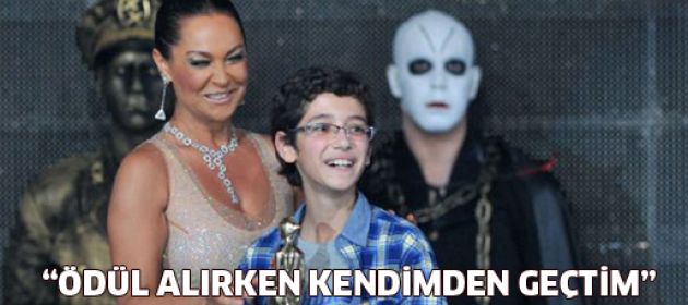 "Ödül alırken kendimden geçtim"